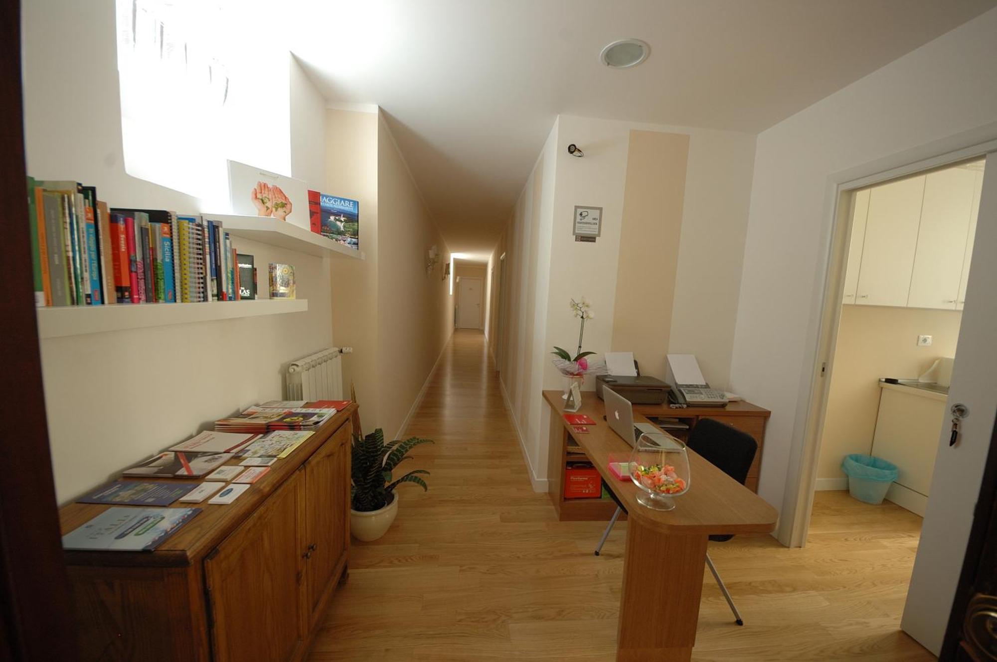 Residenza Dei Gracchi Hotel Рим Екстериор снимка